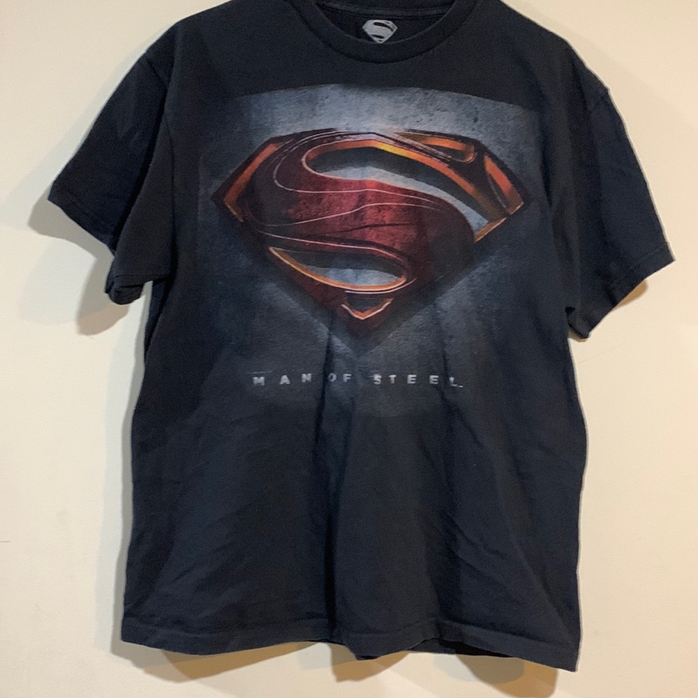 Superman man of steel shirt size L